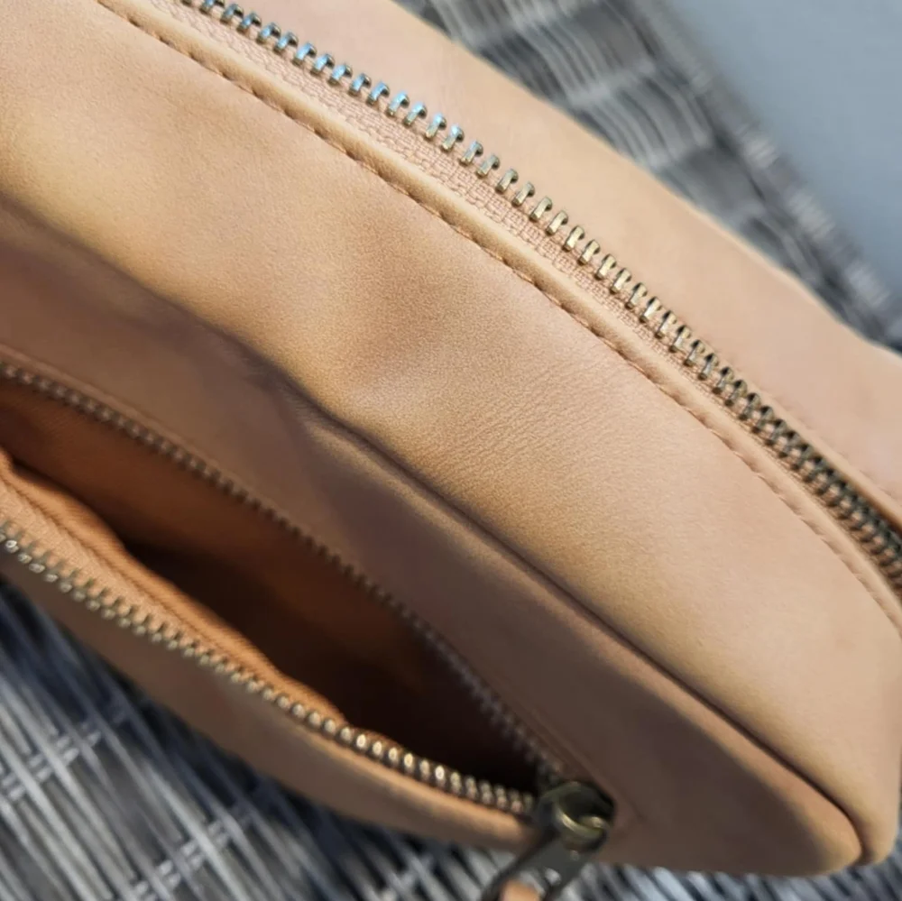 Camera Bag Style Purse Guitar Crossbody Strap Soft Faux Leather Preppy Neutral